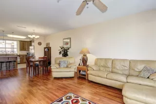 Photo #6: 20071685 Listing 