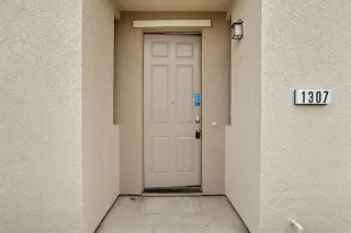 Photo #2: 20071875 Listing