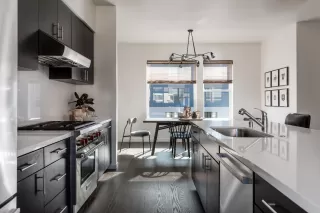 Photo #2: 20071953 Listing