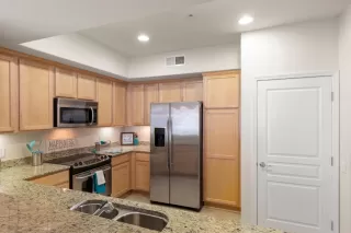 Photo #4: 20072045 Listing