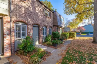 Photo #3: 20072103 Listing 