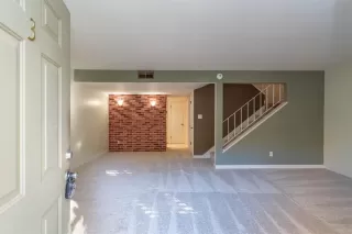 Photo #6: 20072103 Listing 