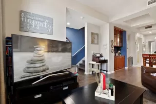 Photo #4: 20072164 Listing 