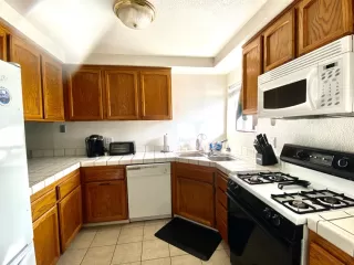 Photo #2: 20072166 Listing 