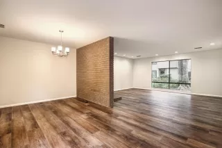 Photo #6: 20072181 Listing 