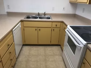 Photo #4: 20072337 Listing