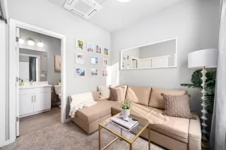 Photo #2: 20072366 Listing