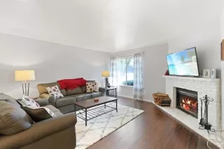 Photo #2: 20072638 Listing 