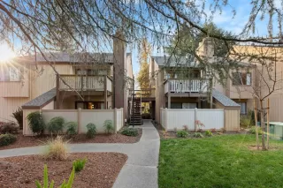 Photo #2: 20073157 Listing