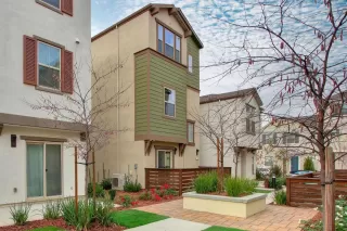 Photo #1: 20073201 Listing