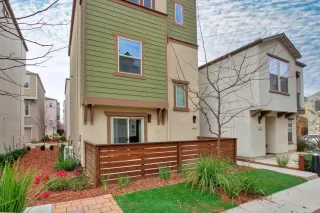 Photo #2: 20073201 Listing