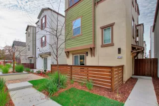 Photo #3: 20073201 Listing