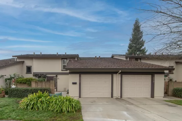 MLS: 20073263 Condo For Sale