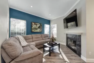 Photo #4: 20073299 Listing 