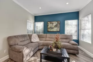 Photo #5: 20073299 Listing 