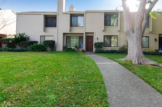 MLS: 20073330 Condo For Sale