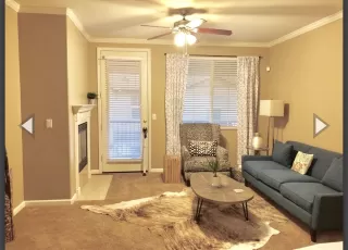 Photo #2: 20073456 Listing 