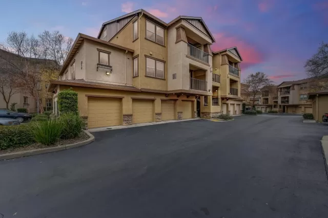 MLS: 20073508 Condo For Sale