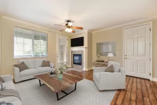 Photo #3: 20073508 Listing