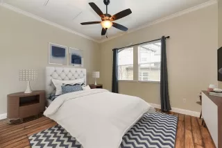 Photo #6: 20073508 Listing