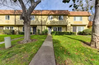 Photo #1: 20073512 Listing