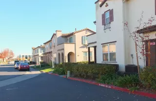 Photo #1: 20073699 Listing 