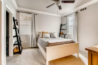 Photo #6: 20073736 Listing