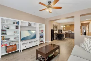 Photo #5: 20074320 Listing 