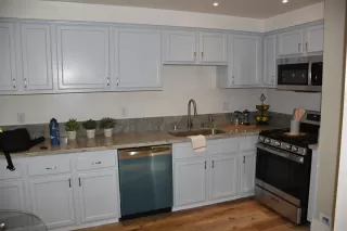 Photo #5: 20074623 Listing