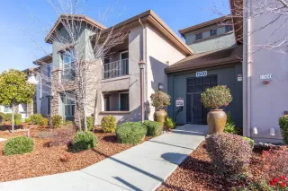 Photo #1: 20074723 Listing