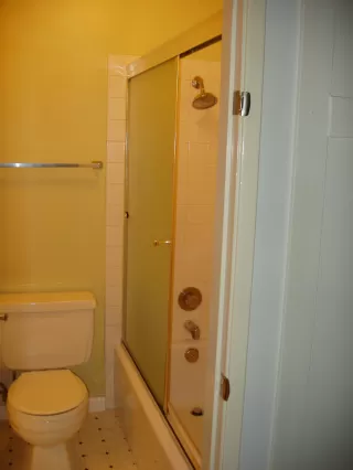 Photo #6: 20074729 Listing