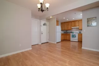 Photo #3: 20074778 Listing 