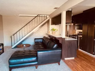 Photo #2: 20074877 Listing