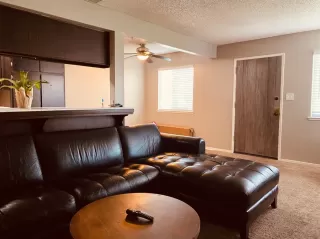 Photo #3: 20074877 Listing