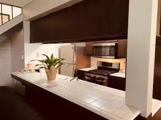 Photo #6: 20074877 Listing