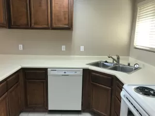 Photo #6: 20074907 Listing 