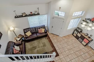 Photo #3: 20074988 Listing