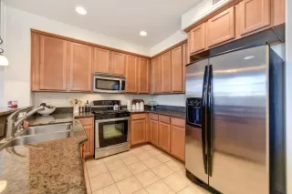 Photo #6: 20075063 Listing 