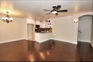 Photo #2: 20075109 Listing 