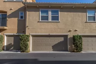 Photo #1: 20075183 Listing
