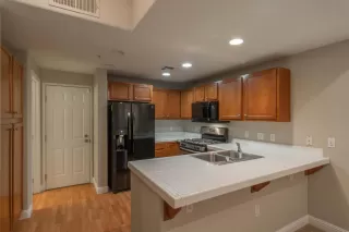 Photo #2: 20075183 Listing