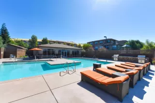 Photo #1: 20075213 Listing