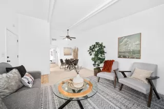 Photo #4: 20075231 Listing 