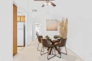 Photo #6: 20075231 Listing 