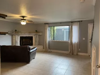 Photo #2: 20075294 Listing