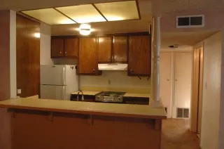 Photo #1: 20075402 Listing 