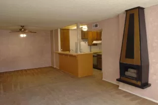 Photo #3: 20075402 Listing 