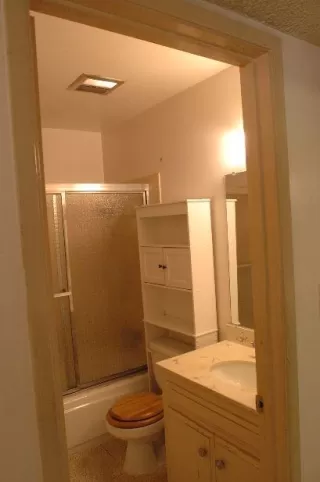 Photo #5: 20075402 Listing 