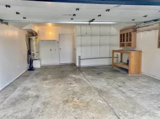 Photo #2: 20075514 Listing 