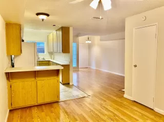 Photo #6: 20075514 Listing 